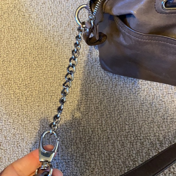 Danier leather handbag - Picture 4 of 7